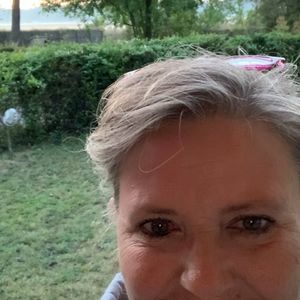 Meet your Posher, Sandy